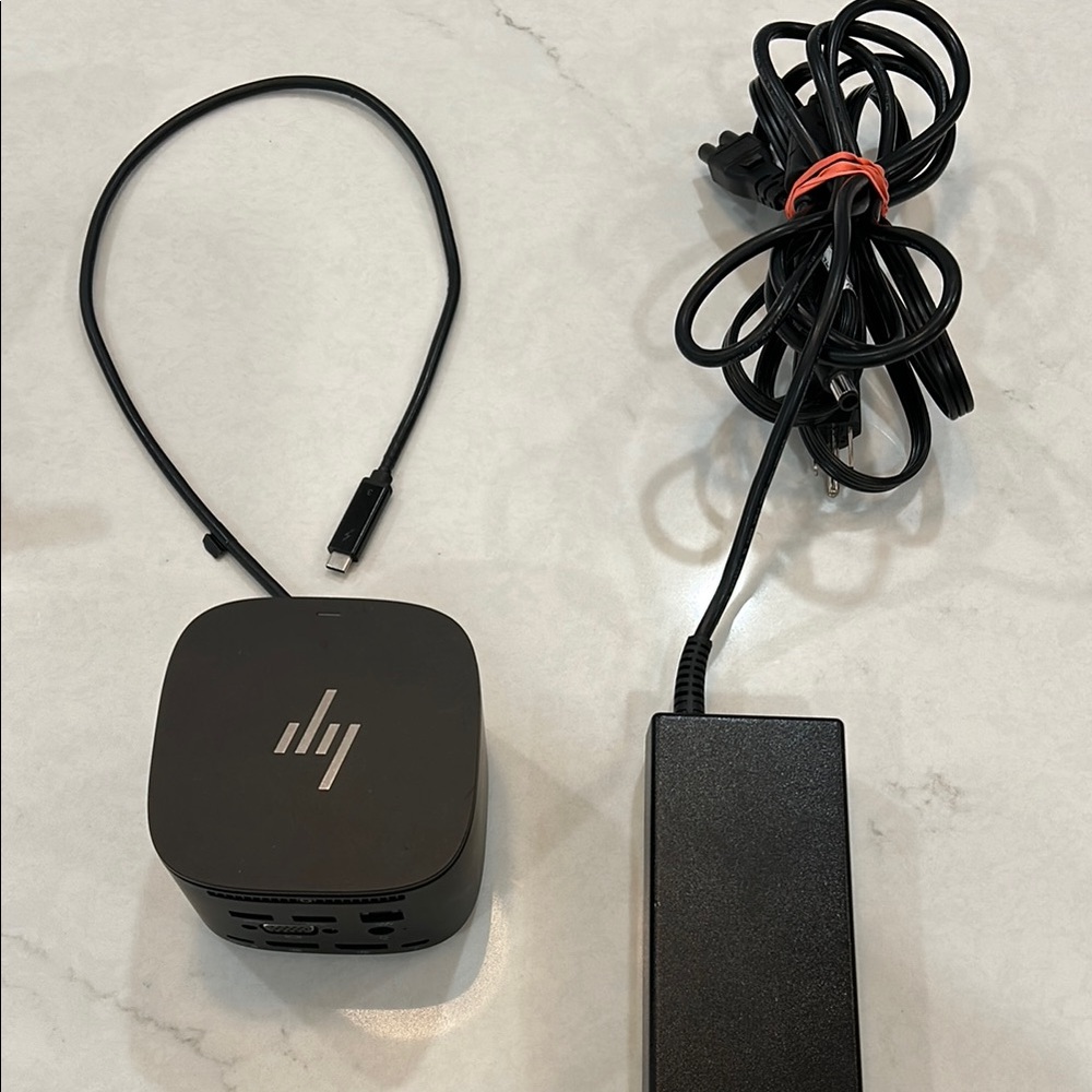 HP thunderbolt dock 120WG2 docking station port replicator